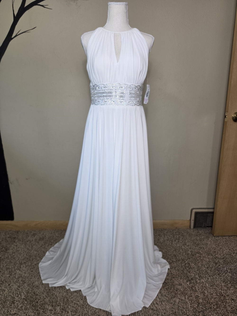 R&M Richards White Embellished Maxi Dress | Size 6 | Formal Dress